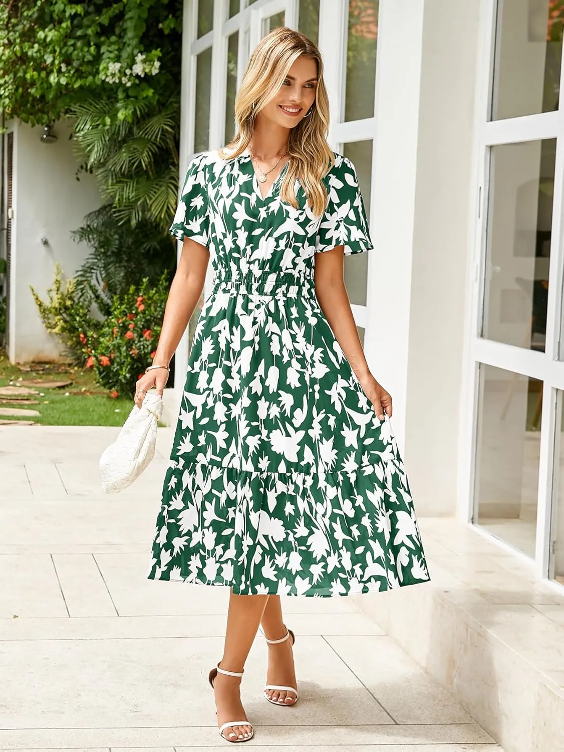 BerryGo Women's Floral Summer Short Sleeve Midi Dress V Neck Empire Waist Swing Flowy Boho Dress