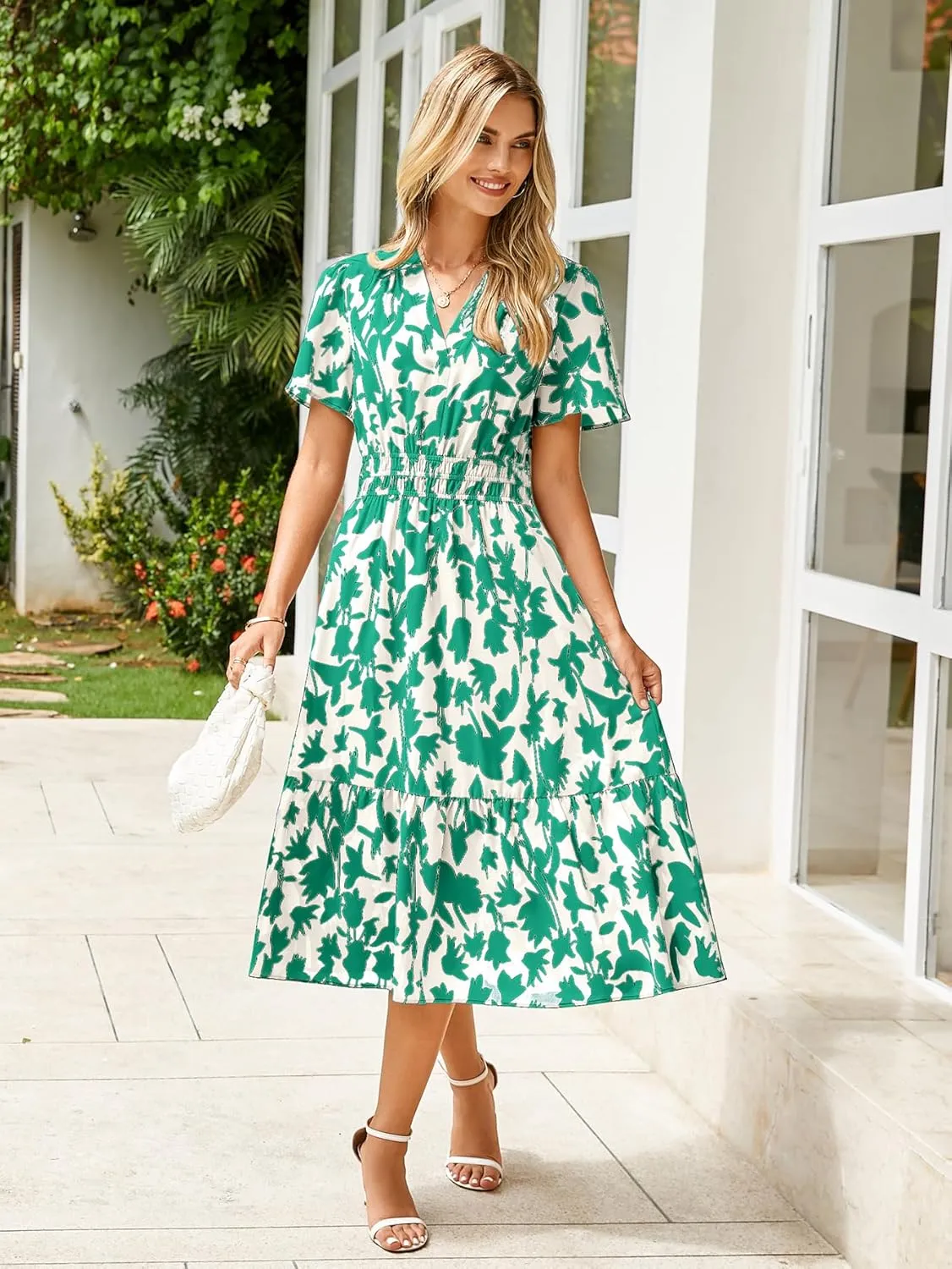 BerryGo Women's Floral Summer Short Sleeve Midi Dress V Neck Empire Waist Swing Flowy Boho Dress