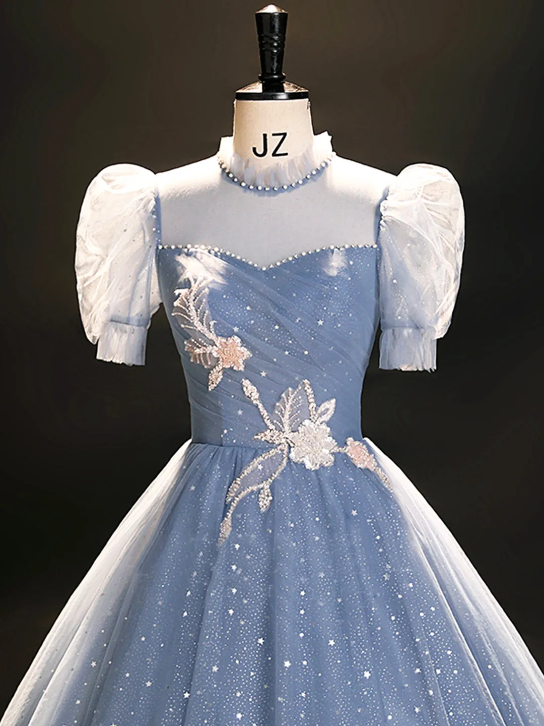 Blue Tulle Long A-Line Prom Dress Beautiful Short Sleeve Evening Party Dress