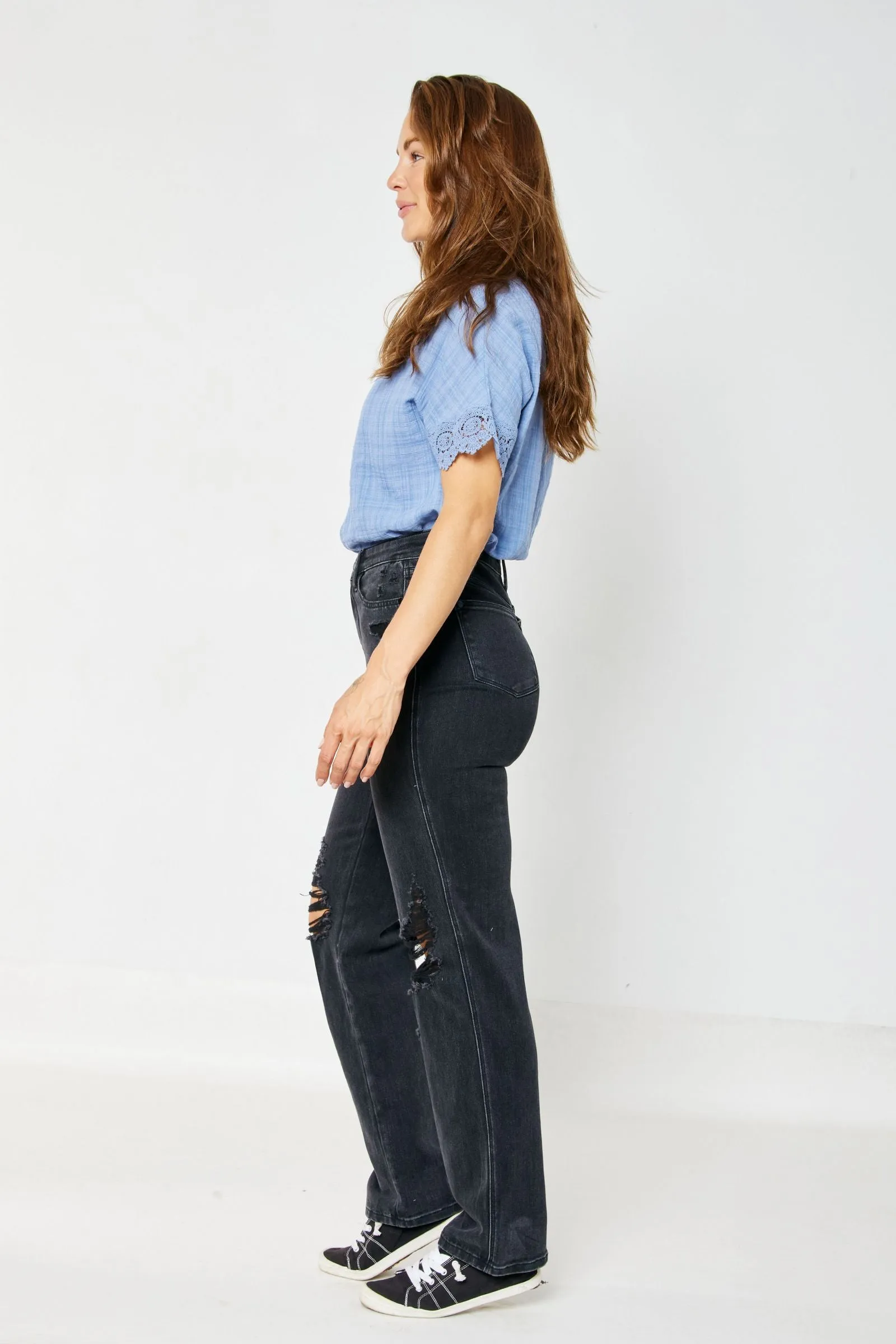 Judy Blue High Rise Rigid Magic 90's Distressed Straight Jeans in Black 88737