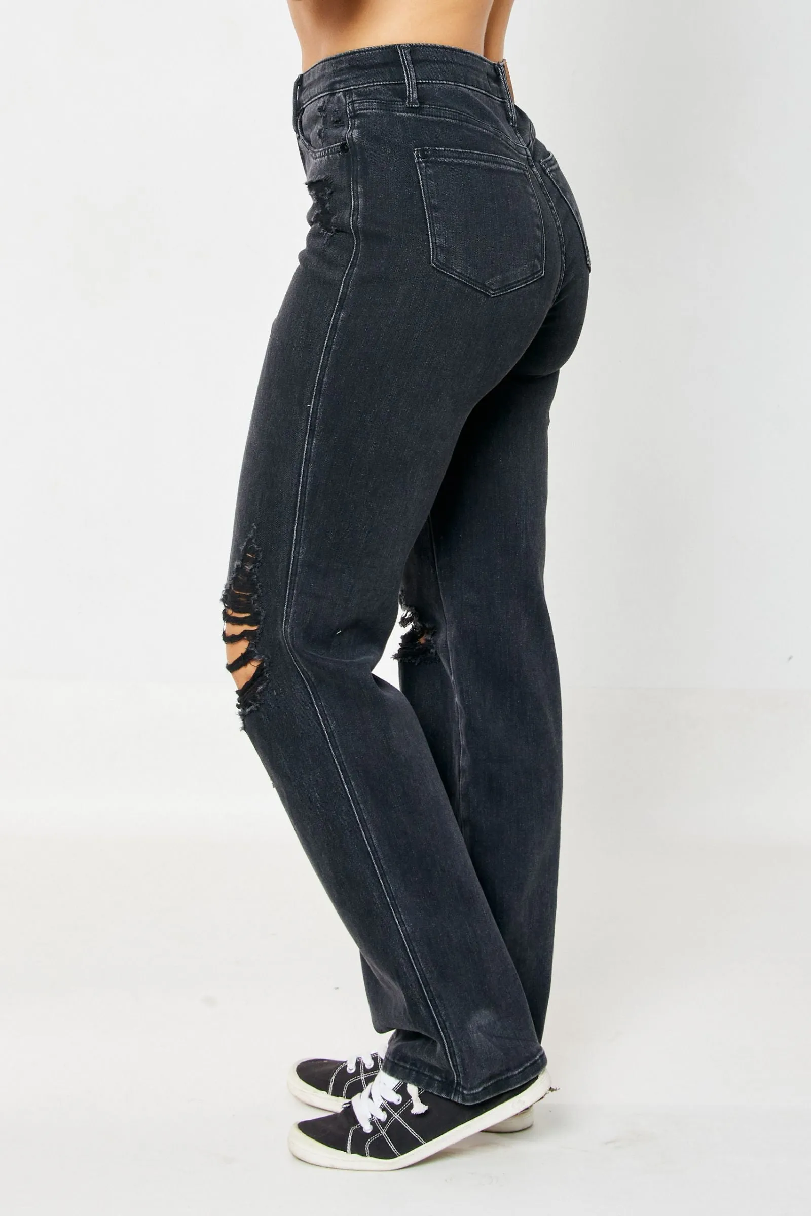 Judy Blue High Rise Rigid Magic 90's Distressed Straight Jeans in Black 88737