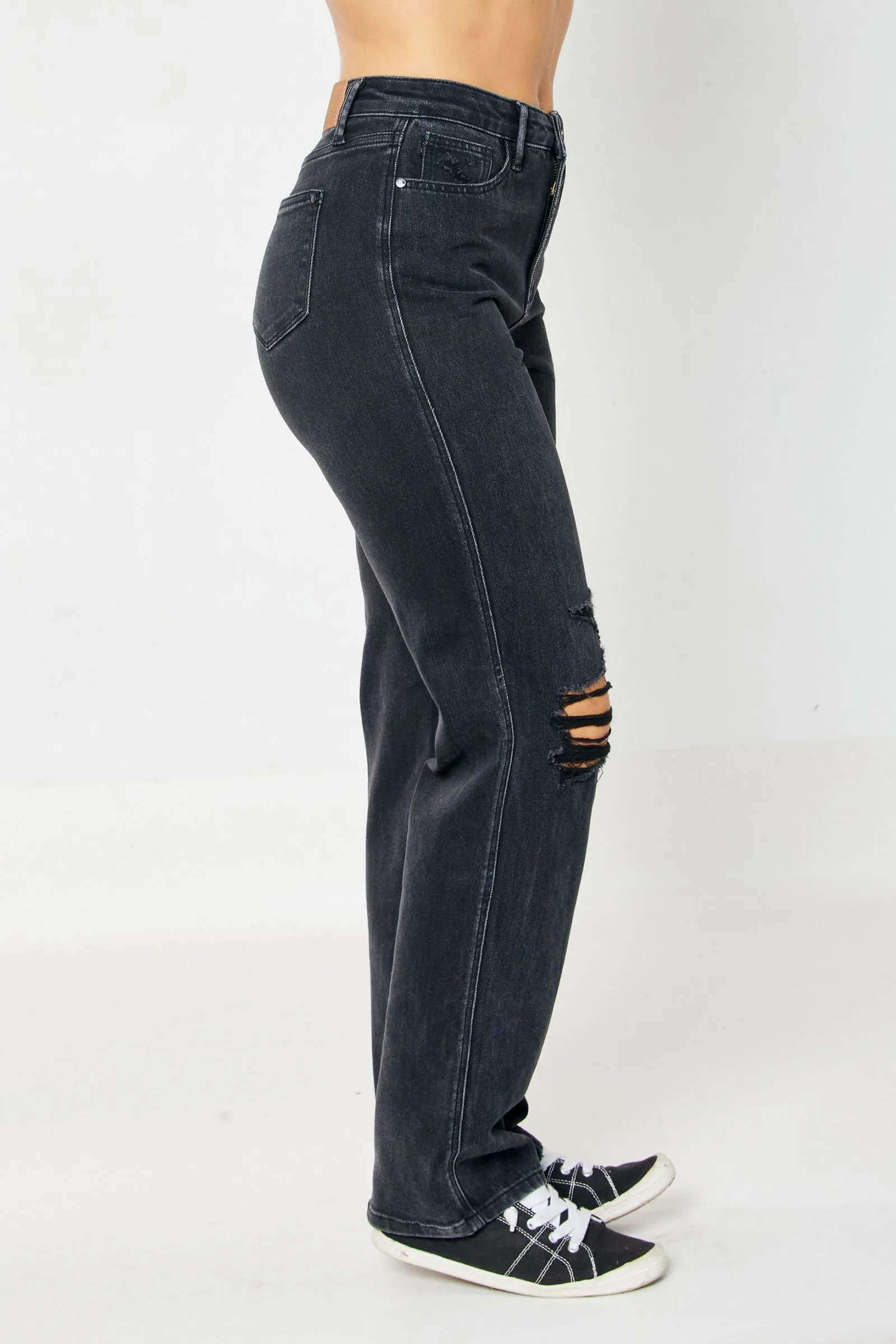 Judy Blue High Rise Rigid Magic 90's Distressed Straight Jeans in Black 88737