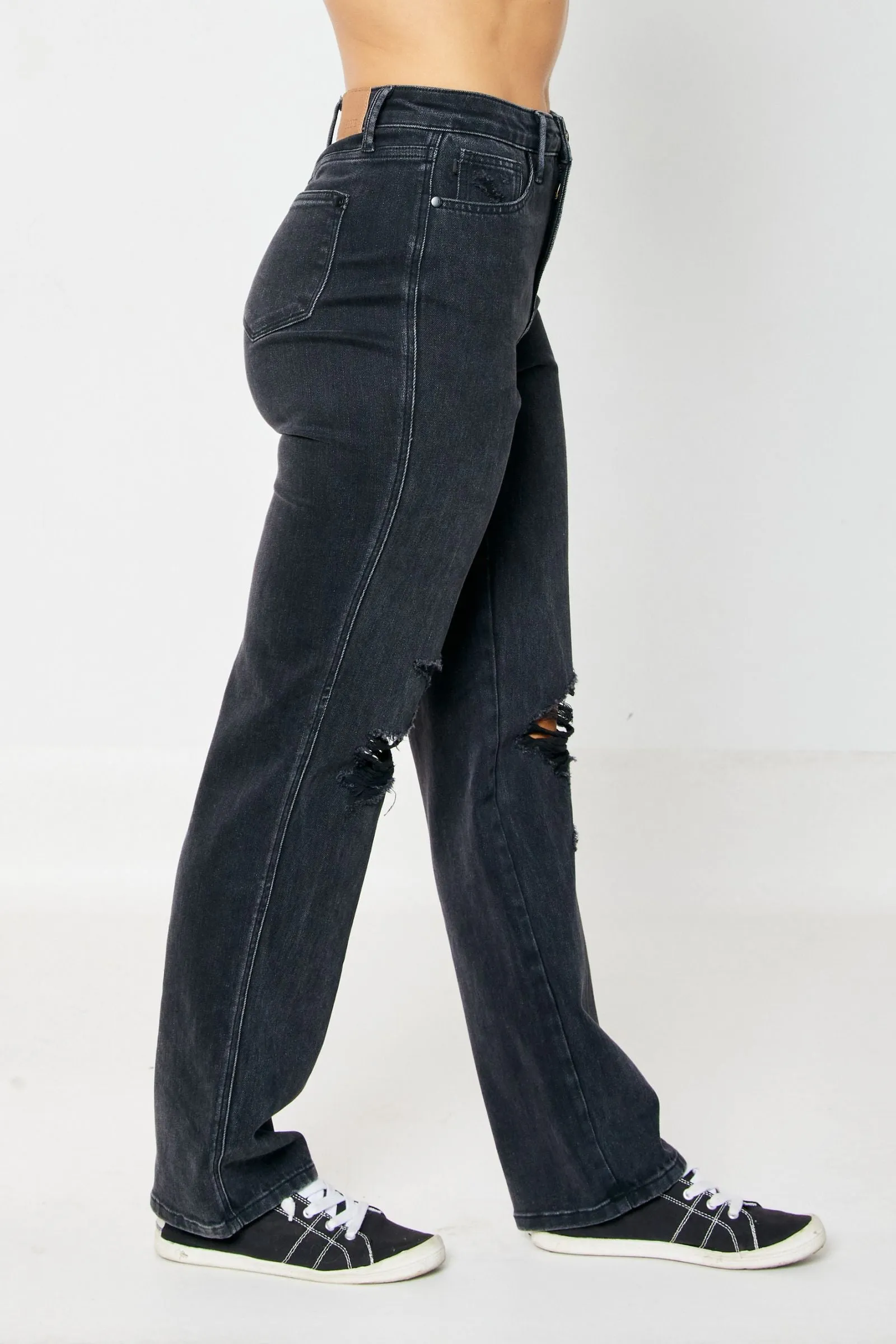 Judy Blue High Rise Rigid Magic 90's Distressed Straight Jeans in Black 88737