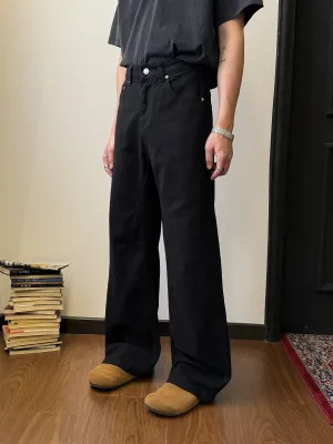 Nine Plain Loose Straight Fit Jeans