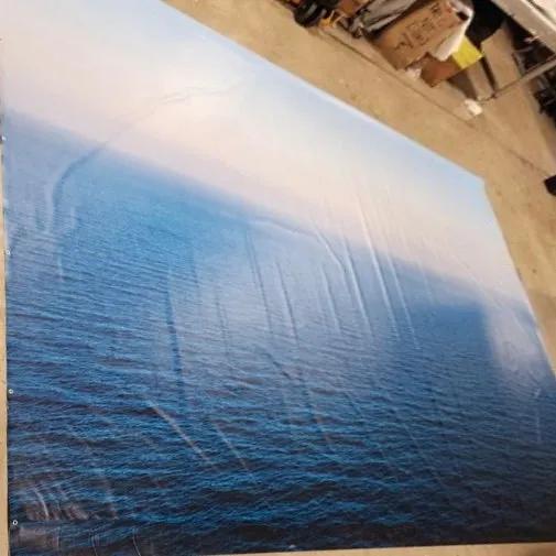 Sea and sky backdrop