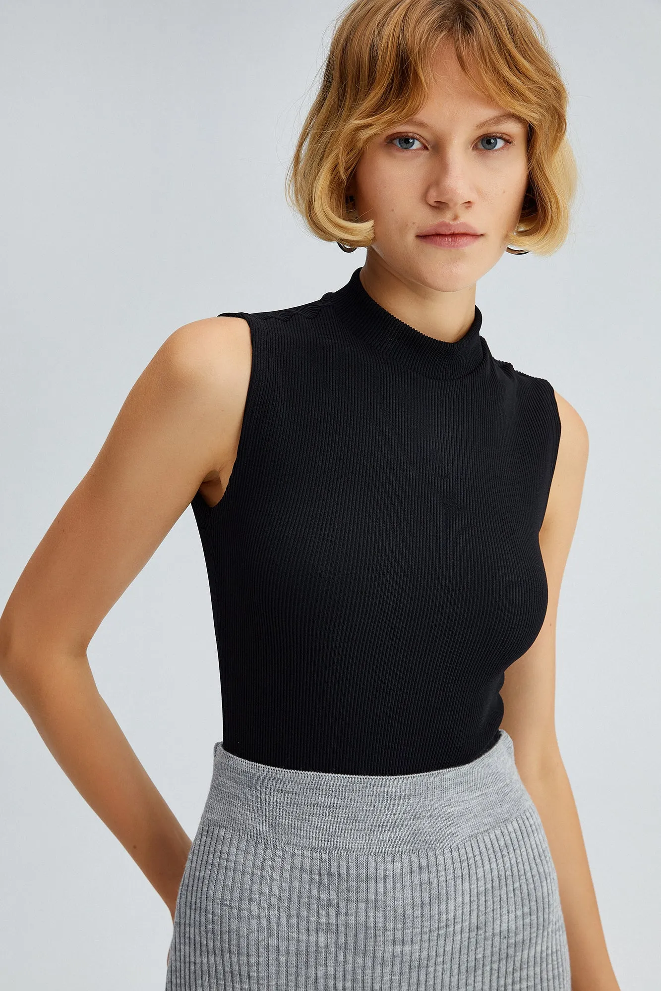 STRIPED KNITTING SKIRT