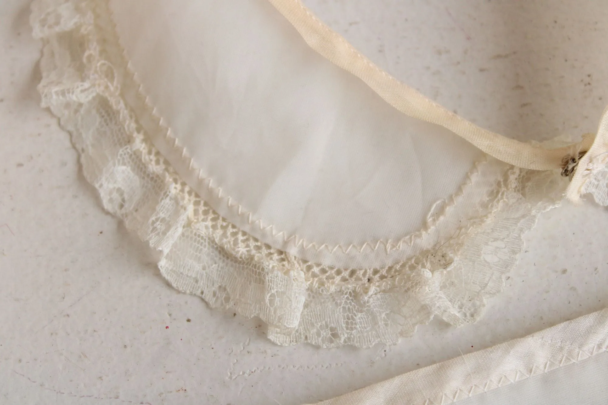 Vintage 1940s Collar and Cuffs